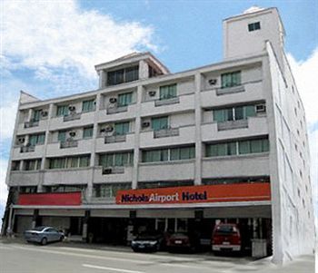 Hotel Nichols Airport