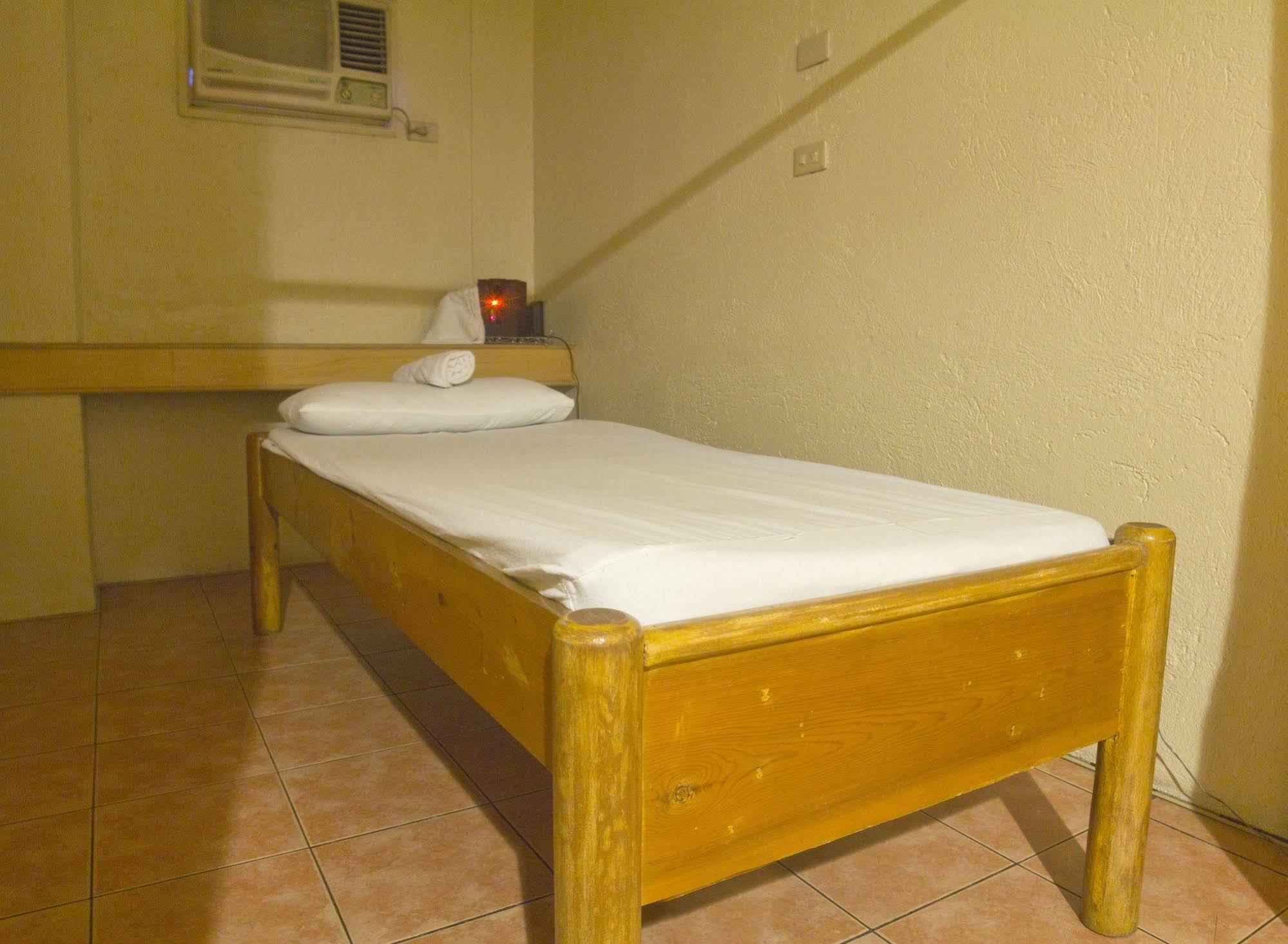 Nichols Airport Hotel Paranaque City