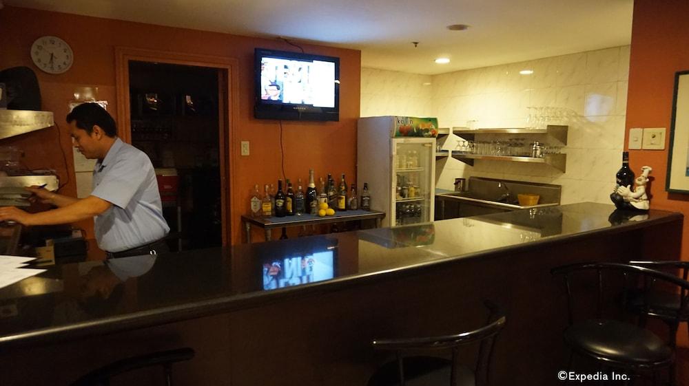 Nichols Airport 3*